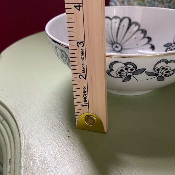 Fine Porcelain Dinnerware Portugal salad soup bowl. Blue floral. - Picture 6 of 7